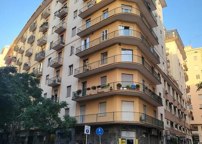 Maison De Luxe